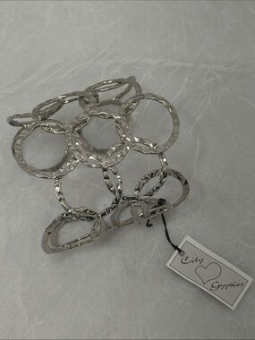 Silver-tone Circle Link Bracelet